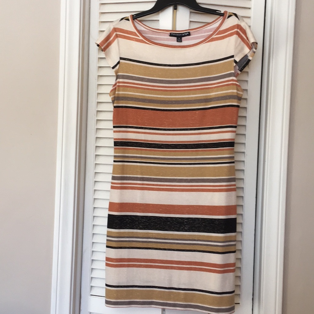 Sparkling striped T-shirt dress